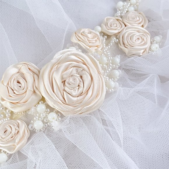 "Forever" Floral Veil - Picture 2 of 2